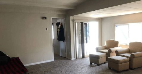 7452 Huckleberry Ln, Sacramento, CA 95828 Photo