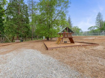 5531 Begonia Dr, Pollock Pines, CA 95726 Photo