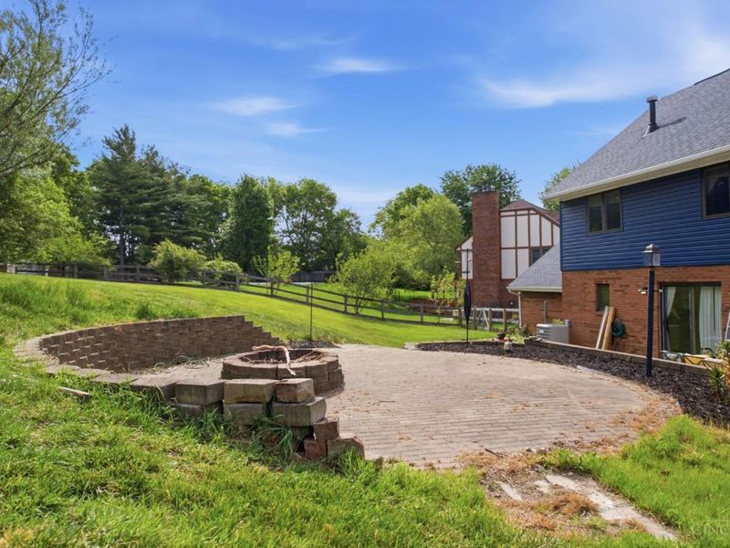 6064 Indian Trail, West Chester, OH 45069 Photo 10