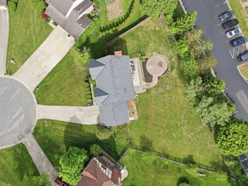 6064 Indian Trail, West Chester, OH 45069 Photo 18