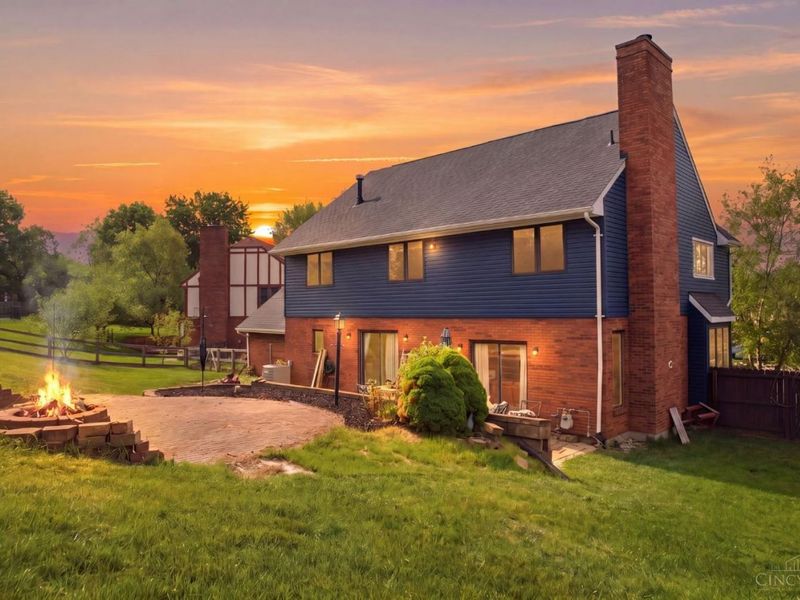 6064 Indian Trail, West Chester, OH 45069 Photo 2