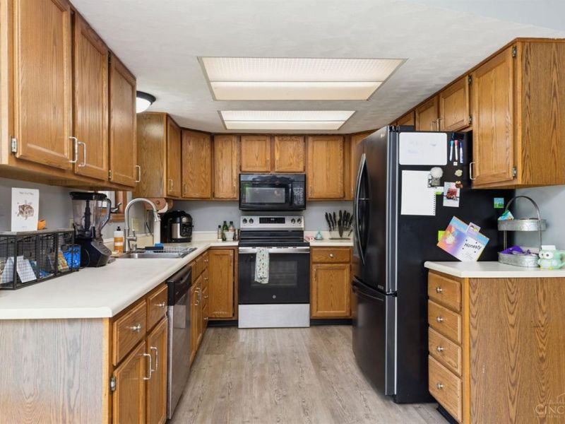 6064 Indian Trail, West Chester, OH 45069 Photo 27