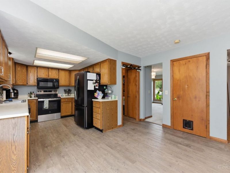 6064 Indian Trail, West Chester, OH 45069 Photo 29