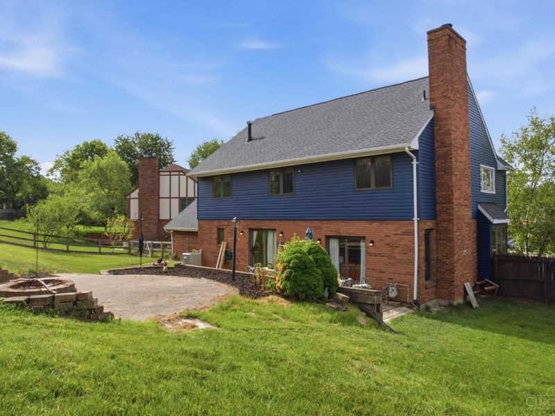 6064 Indian Trail, West Chester, OH 45069 Photo 9