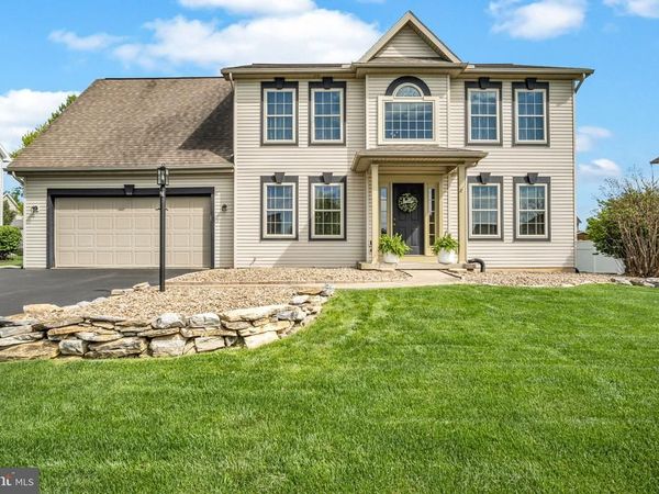432 FARMHOUSE LANE, PALMYRA, PA 17078