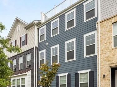 1548 MEADOWLARK GLEN ROAD, DUMFRIES, VA 22026