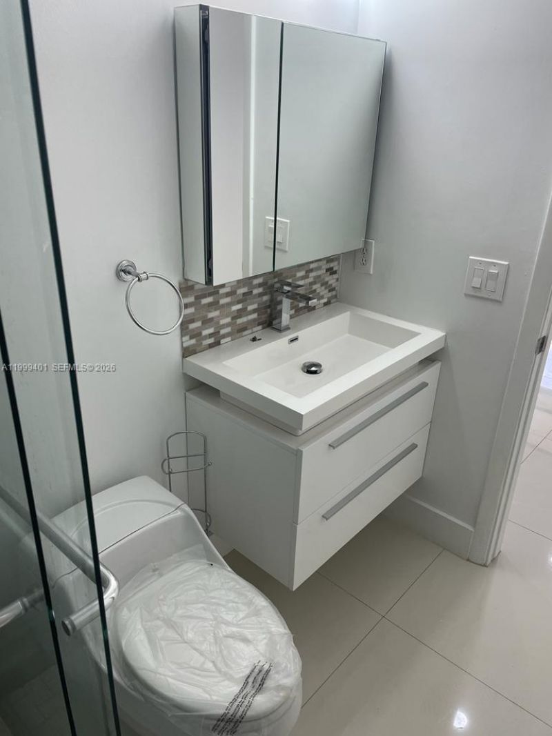 454 Lakeview Dr , Unit 2, Weston, FL 33326 Photo