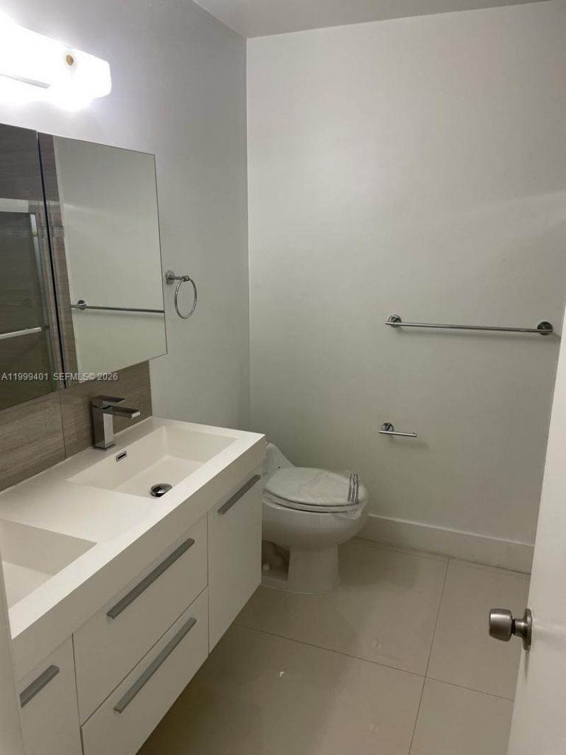 454 Lakeview Dr , Unit 2, Weston, FL 33326 Photo