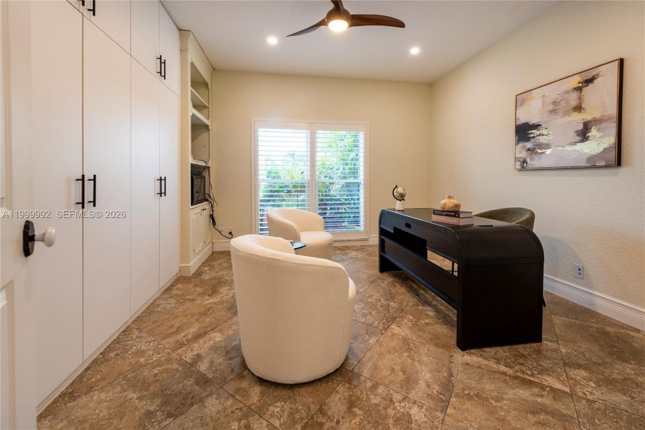 16751 Waters Edge Dr, Weston, FL 33326 Photo