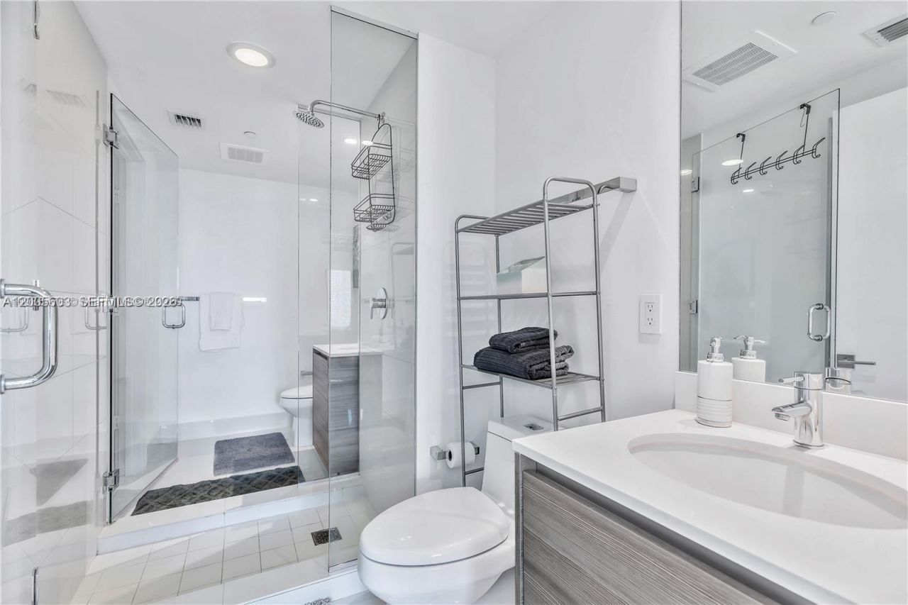 121 NE 34th St , Unit 1806A, Miami, FL 33137 Photo