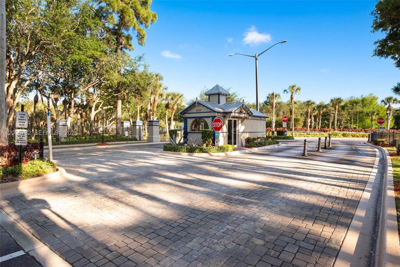 6140 Azalea Cir , West Palm Beach, FL 33415 Photo