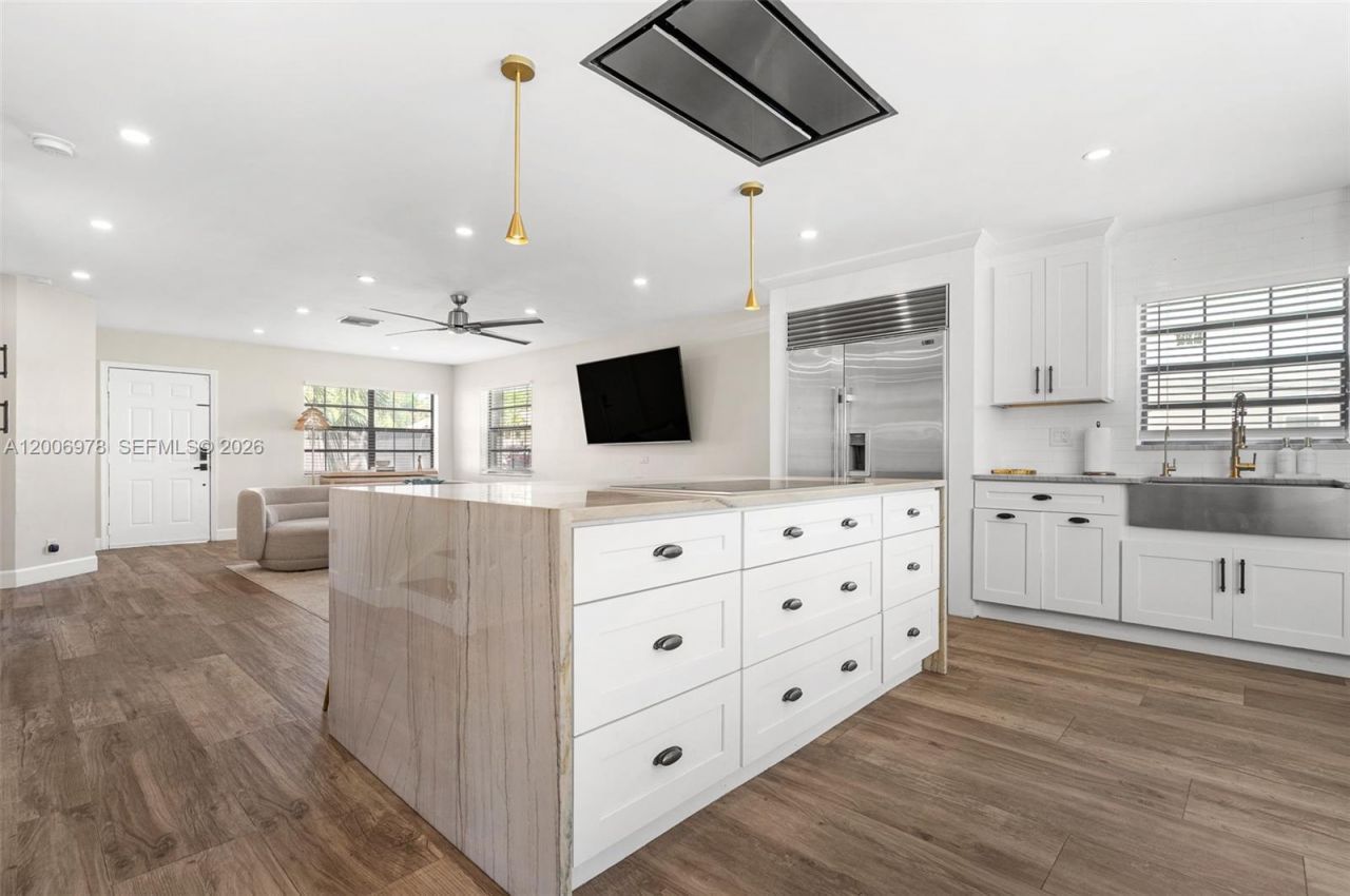 9161 Vineyard Lake Dr , Unit 9161, Plantation, FL 33324 Photo