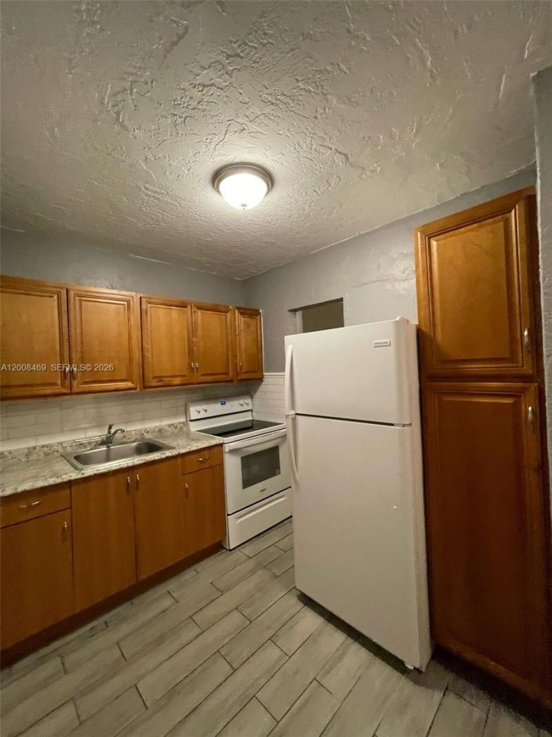 3070 NW 12th Ct, Fort Lauderdale, FL 33311 Photo