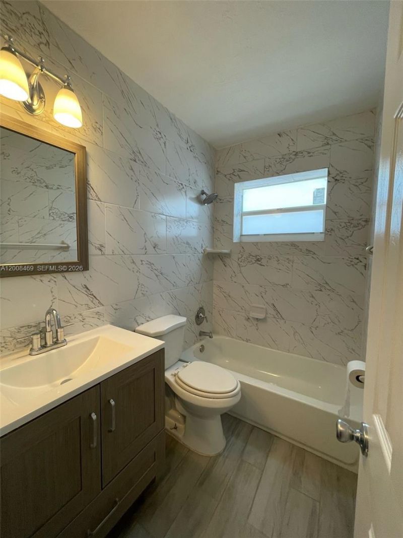 3070 NW 12th Ct, Fort Lauderdale, FL 33311 Photo