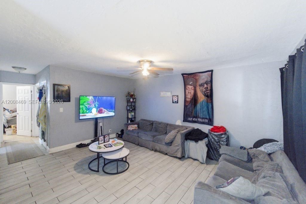3070 NW 12th Ct, Fort Lauderdale, FL 33311 Photo