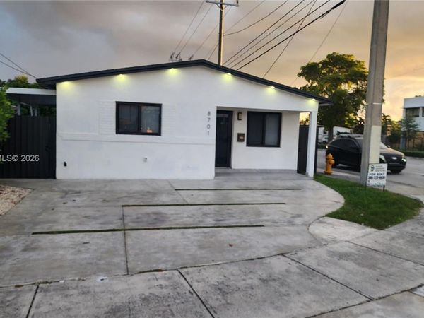 8701 SW 36th St, Miami, FL 33165