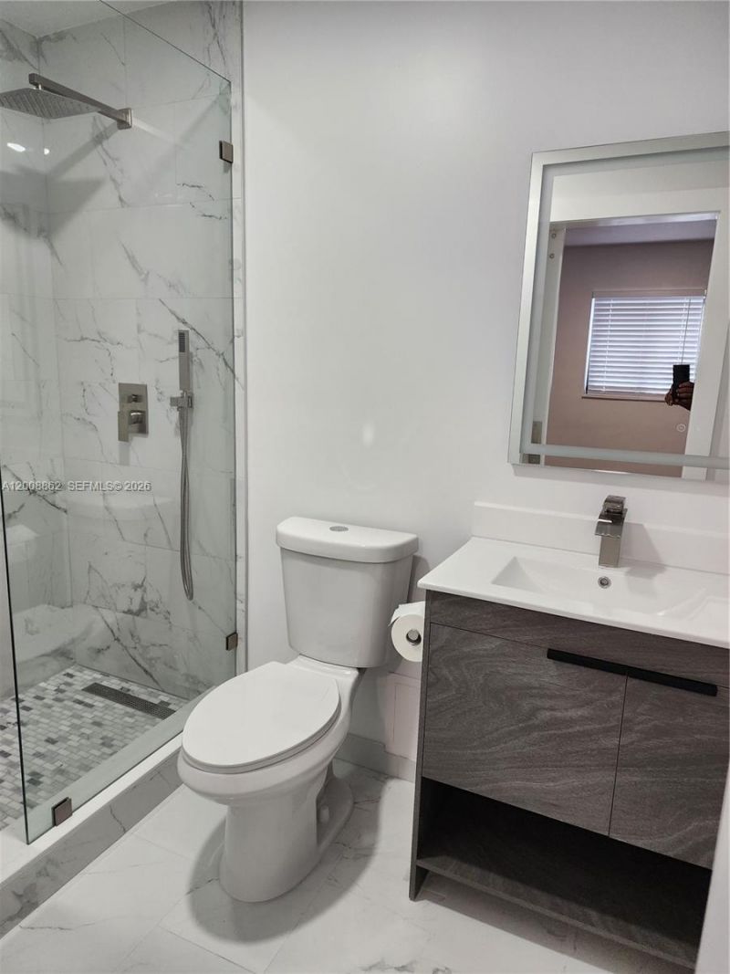 8701 SW 36th St , Miami, FL 33165 Photo