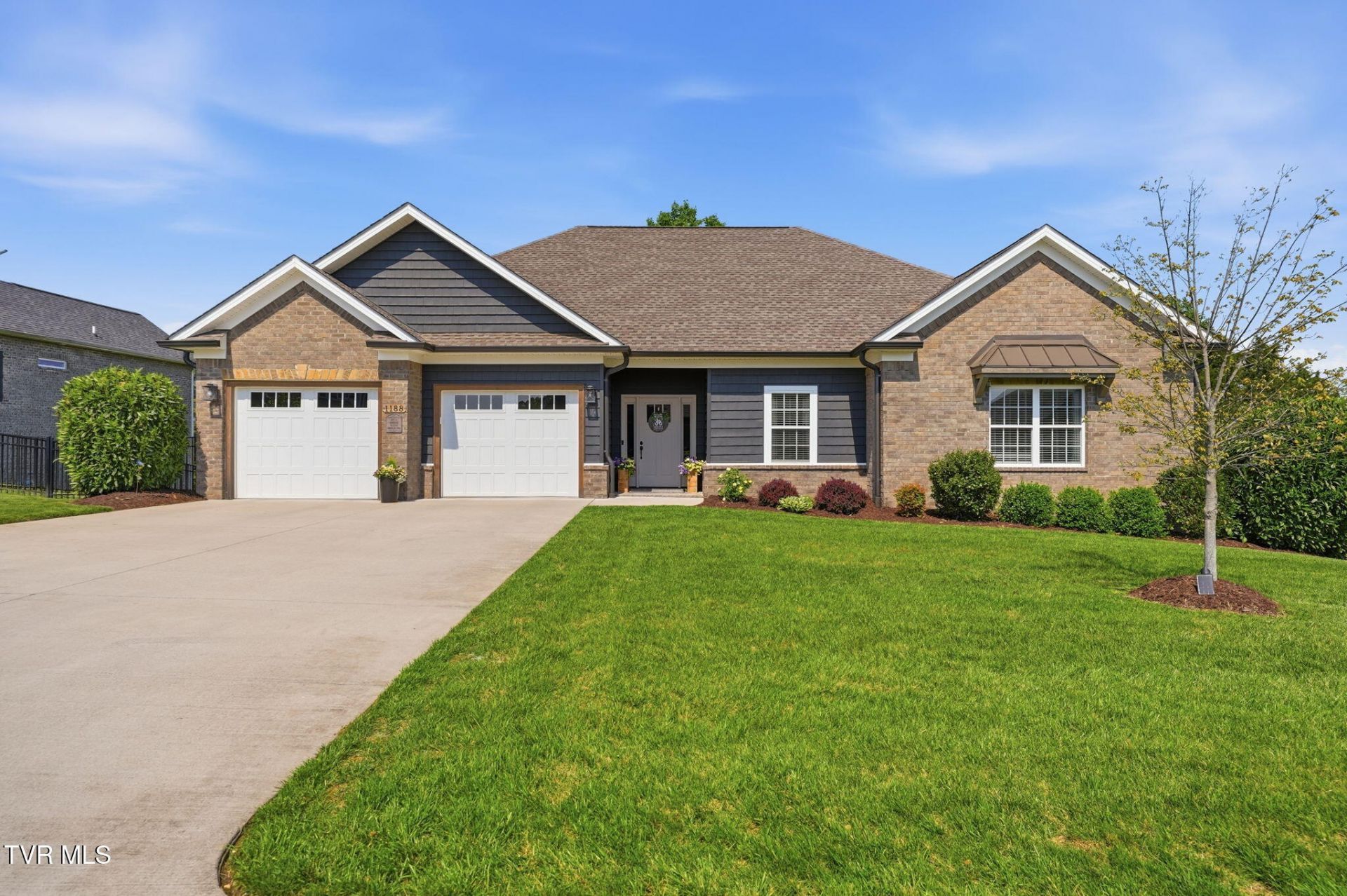 1188 Panoramic Vista, Johnson City, TN 37615 Main Photo
