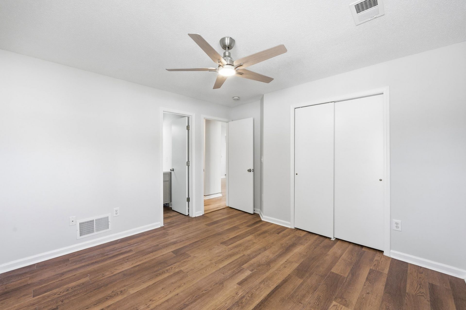 4827 Brookside Ln.  Photo 28