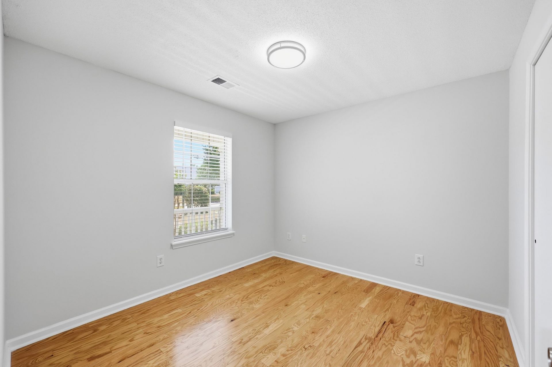 4827 Brookside Ln.  Photo 36