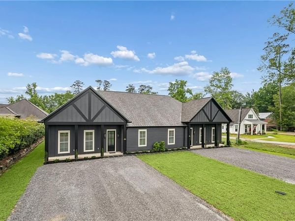 715 W 18TH Avenue, Covington, LA 70433