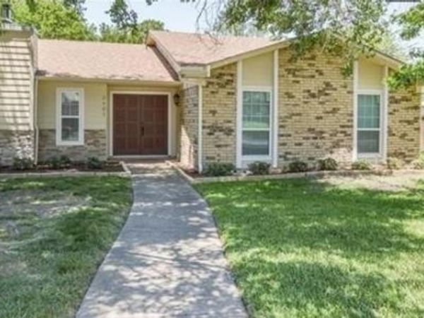 2405 Choctaw Drive , Plano, TX 75093