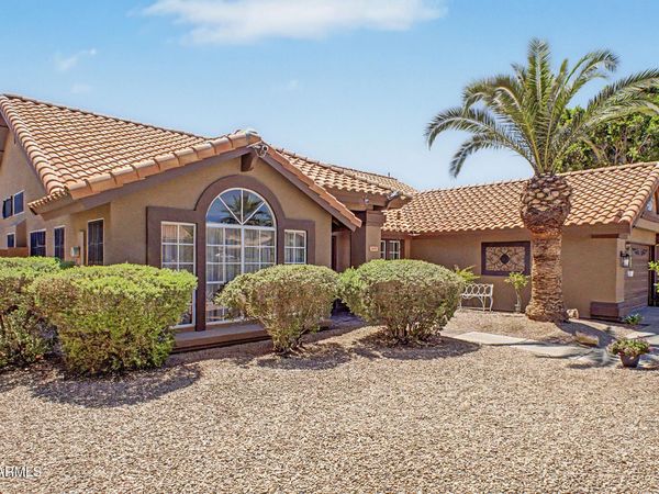 2943 E REDWOOD Lane, Phoenix, AZ 85048
