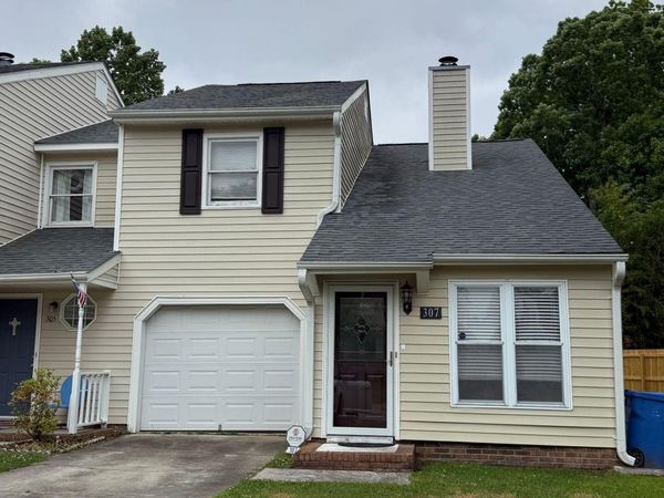 307 Bracken Place , Jacksonville, NC 28540