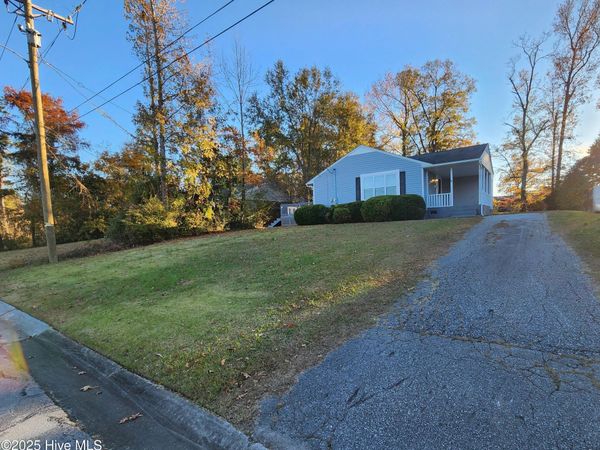 395 Maple Street , Jacksonville, NC 28540