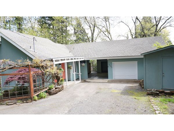2025 W 25TH AVE, Eugene, OR 97405