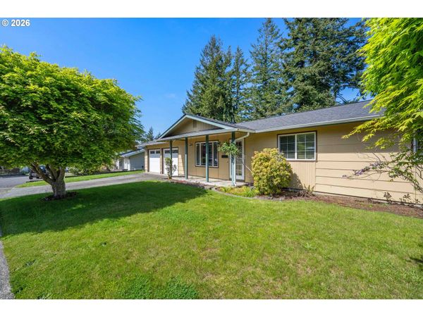 3864 VISTA DR, North Bend, OR 97459