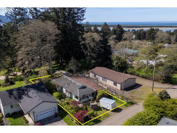 4665 W SILVERSANDS ST, Tillamook, OR 97141