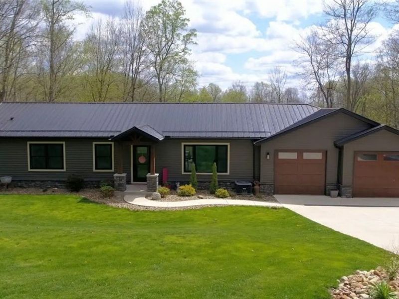 2630 Constance Drive, Millersburg, OH 44654 Photo 1