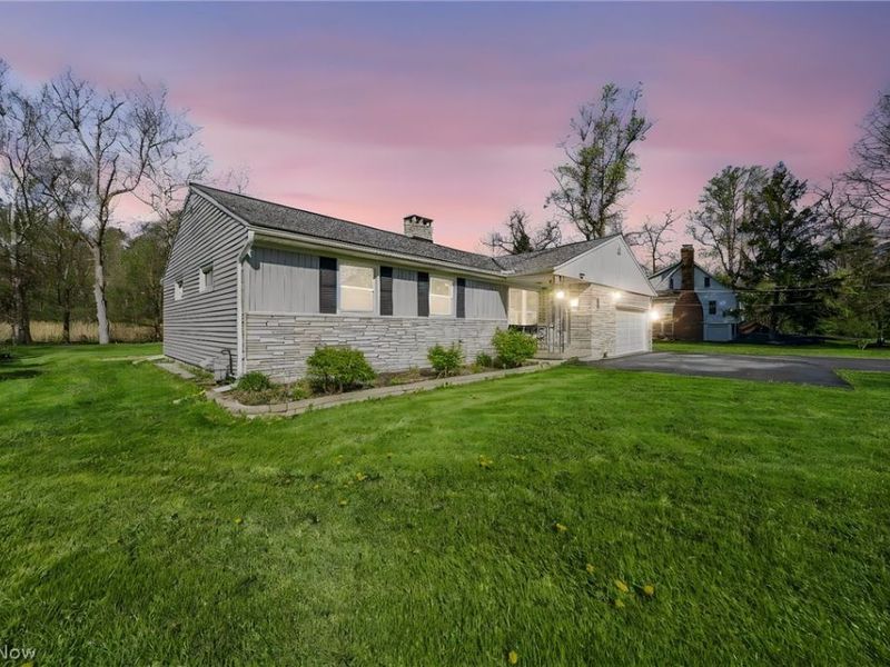 2360 Trailard Drive, Willoughby Hills, OH 44094 Photo 2