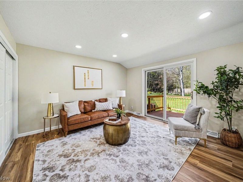 2360 Trailard Drive, Willoughby Hills, OH 44094 Photo 8
