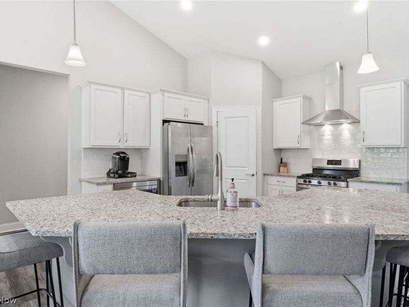 8155 Knolls Way, Chagrin Falls, OH 44023 Photo 14