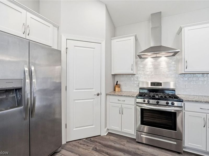 8155 Knolls Way, Chagrin Falls, OH 44023 Photo 15