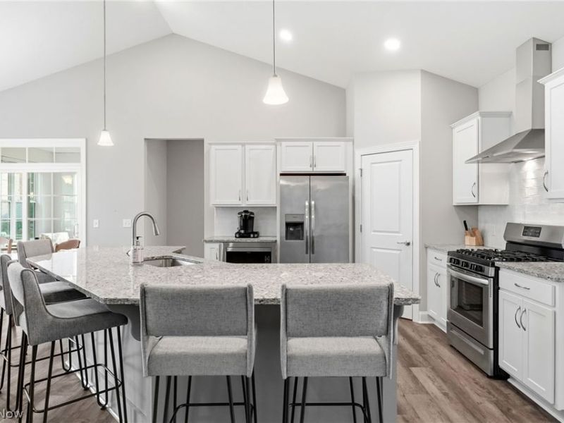 8155 Knolls Way, Chagrin Falls, OH 44023 Photo 17