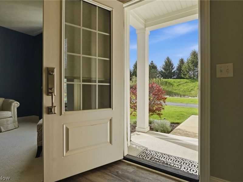 8155 Knolls Way, Chagrin Falls, OH 44023 Photo 6