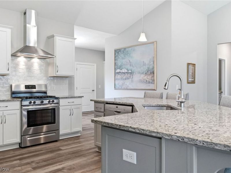 8155 Knolls Way, Chagrin Falls, OH 44023 Photo 8