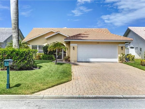 372 Fox Den CIR , NAPLES, FL 34104
