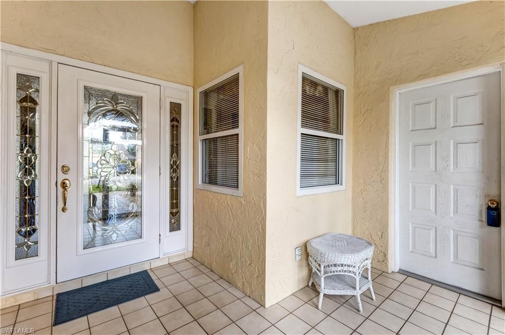 372 Fox Den Cir, Naples, FL 34104 Photo