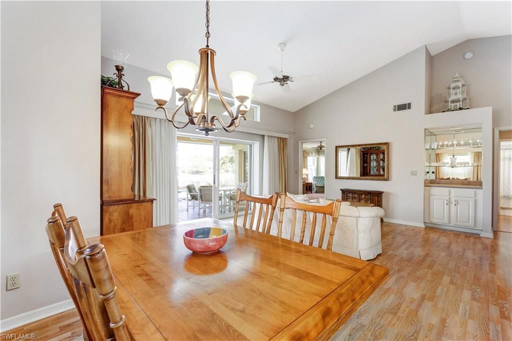 372 Fox Den Cir, Naples, FL 34104 Photo