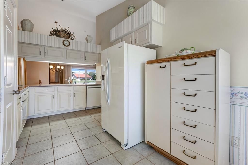 372 Fox Den Cir, Naples, FL 34104 Photo