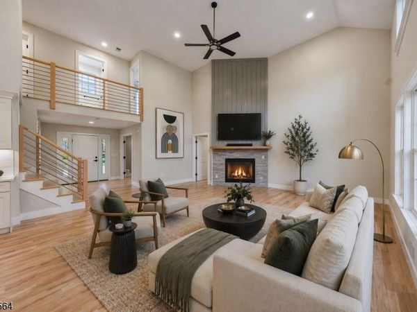 29 Bracken Hill Rd, Hardyston, NJ 07419