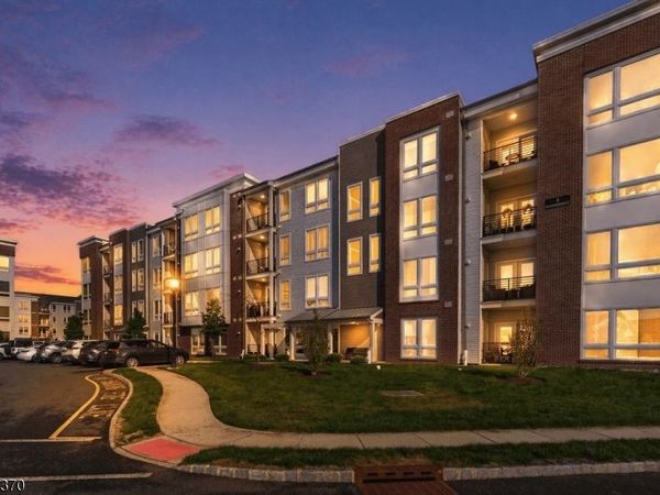 4 Vanderbilt Blvd, Florham Park, NJ 07932