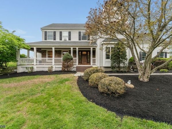 1 Delaware Rd, Readington, NJ 08889