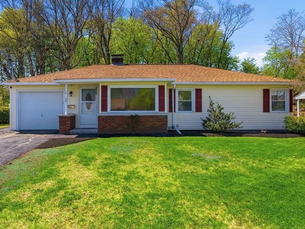 38 Hillside, Webster, MA 01570