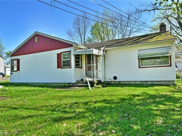 207 S Belle Vista , Youngstown, OH 44509