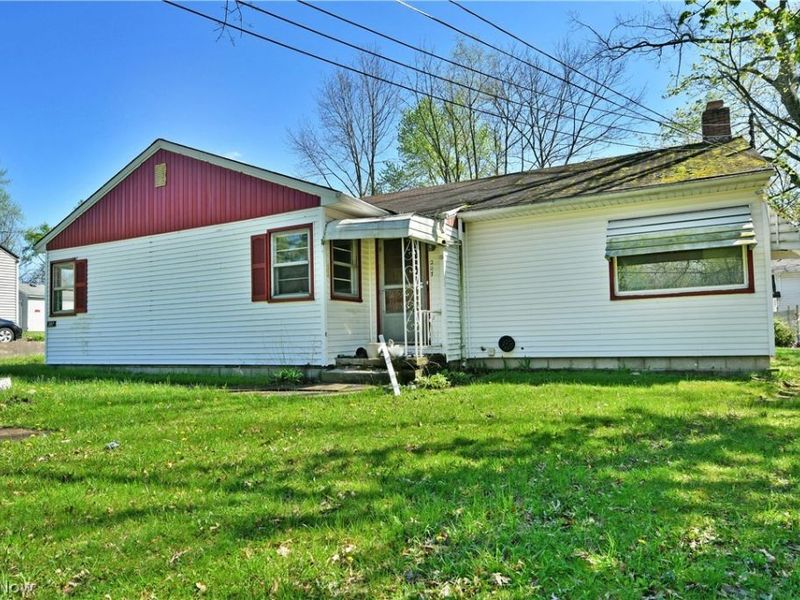 207 S Belle Vista, Youngstown, OH 44509 Photo 1